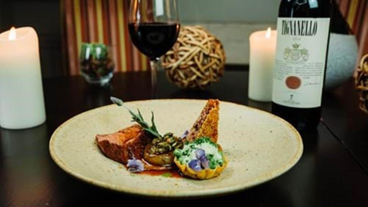 Feversham Arms Hotel & Verbena Spa Helmsley Esterno foto